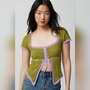 UO Gabriella Babydoll Flyaway Top